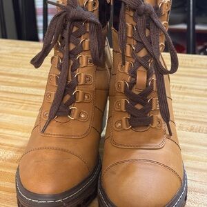 Brown Lace-Up Women's Boots